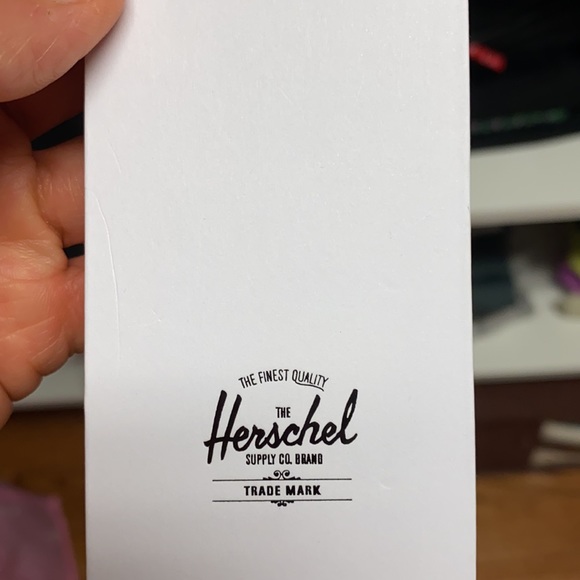 Hershel Supply Co Lane Cross body Night camo. - Picture 13 of 16